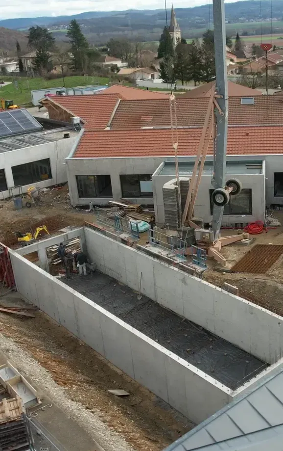 Public building Saugey